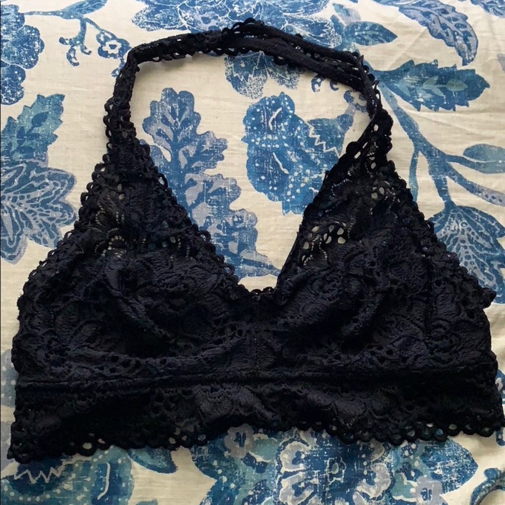 AERIE BLACK BRALETTE